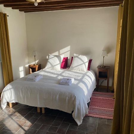 Une Vie En Rose Pressagny l'Orgueilleux Luaran gambar