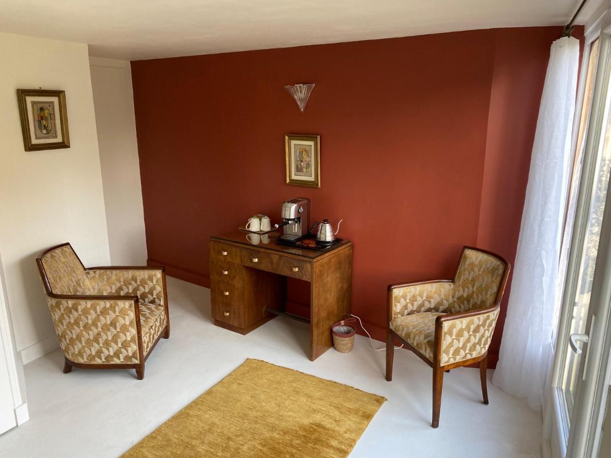 Une Vie En Rose Pressagny l'Orgueilleux Luaran gambar